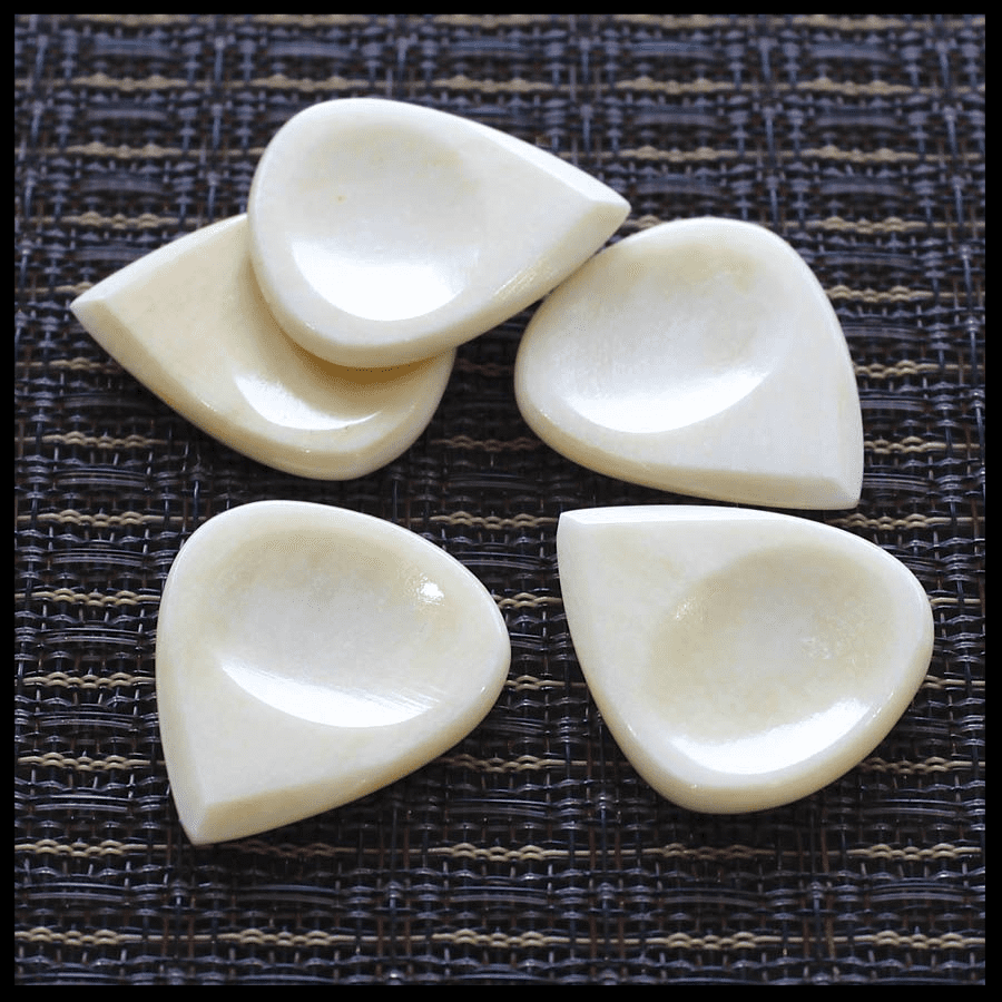Timber Tones Groove Tones Lot De 4 Médiators En Os De Buffle – Grip Parfait Pour Guitare Électrique, Pointe Jazz